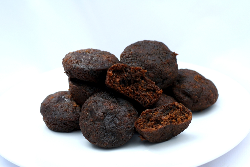 Coconut Gingerbread Cakes