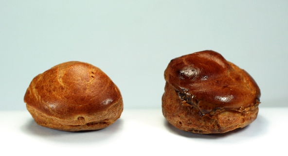 Unglazed vs Glazed choux buns