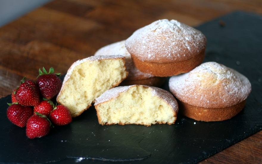 Cream Cakes and strawberries