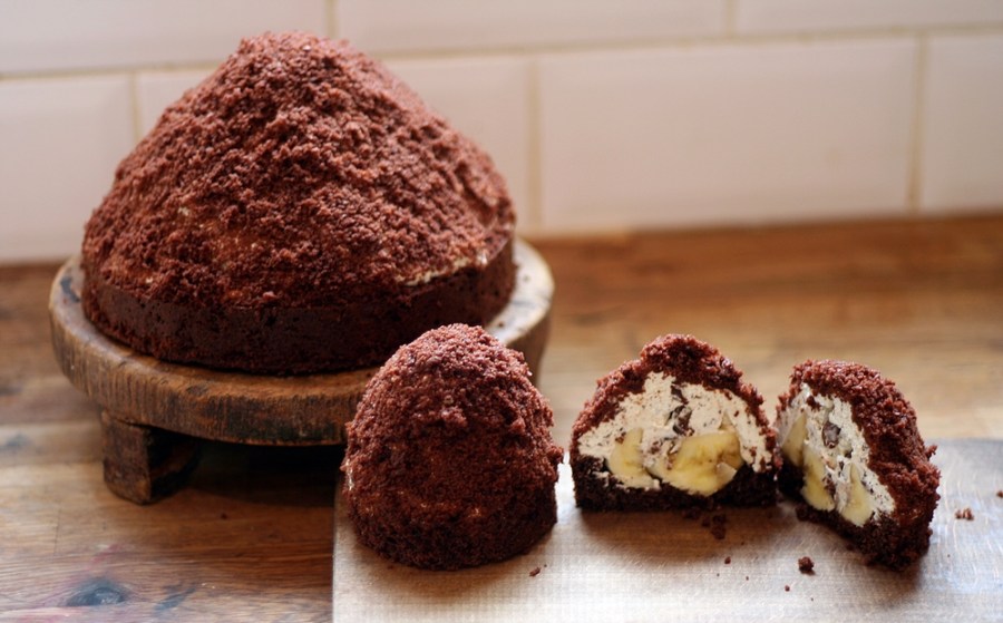Molehill Cakes